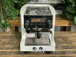 Klub F2 1 Group White Espresso Coffee Machine Commercial Cafe Wholesale Supplier