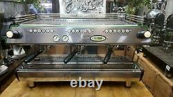 La Marzocco Fb80 3 Group Green Espresso Coffee Machine Restaurant Cafe Latte Cup