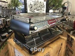 La Marzocco Fb80 3 Group Matte Black Espresso Coffee Machine Restaurant Cafe Cup