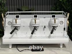 Synesso Mvp 3 Group Espresso Coffee Machine White & Gold Commercial Cafe Latte