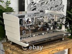 Victoria Arduino White Eagle Digit 3 Group Espresso Coffee Machine Commercial