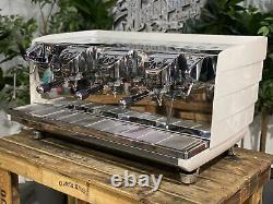 Victoria Arduino White Eagle T3 3 Group Espresso Coffee Machine Commercial