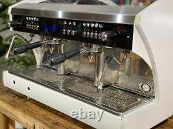 Wega Polaris Tron 2 Group White Espresso Coffee Machine Commercial Cafe Latte