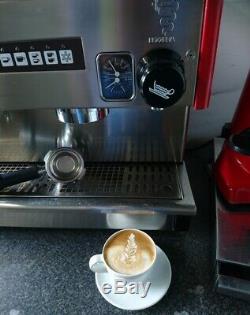 Espresso Café Commercial Machine 2 Groupe Compact Et Grinder Entièrement Équipés