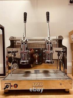Izzo Pompei Espresso Lever Machine 2 Groupe