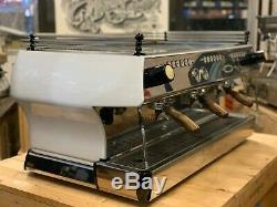 La Marzocco Fb80 3 Groupe Blanc Espresso Machine À Café Café Commercial Accueil