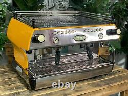 La Marzocco Fb80 Machine à Café Espresso Professionnelle Customisée 2 Groupes Jaune Profond