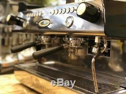La Marzocco Gb5 2 Groupe Gloss Black Espresso Machine À Café Cafe Bar Commercial