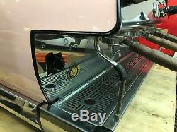 La Marzocco Gb5 3 Groupe Rose Barista Espresso Machine À Café Barista Cafe Latte
