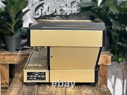 La Marzocco Linea Pb Machine à Café Espresso 2 Groupes Or et Noir Bar Commercial