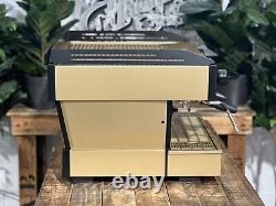La Marzocco Linea Pb Machine à Café Espresso 2 Groupes Or et Noir Bar Commercial