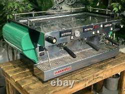 La machine à café espresso commerciale sur mesure La Marzocco Fb70 3 Group Green pour café