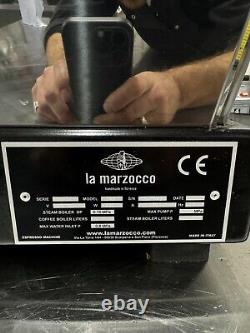 La machine à café expresso La Marzocco Linea Classic S (2 groupes) AV