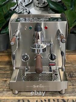 Machine à café Orchestrale Nota 1 Group Espresso neuve en acier inoxydable et bois