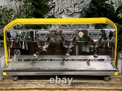 Machine à café commerciale Victoria Arduino White Eagle 3 Group Jaune Espresso