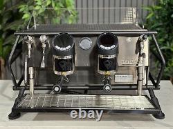 Machine à café espresso San Remo Cafe Racer 2 Group noir pour barista commercial