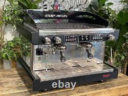 Machine à café expresso Astoria Pratic Avant 2 Group noire pour café commercial et café latte