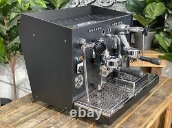 Machine à café expresso Brugnetti Guilia Manufactum 2 Group Noir pour Bar Commercial