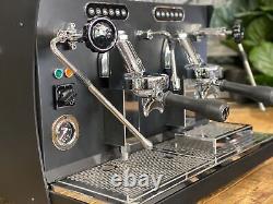 Machine à café expresso Brugnetti Gulia Manufactum 2 groupes noire en gros pour café