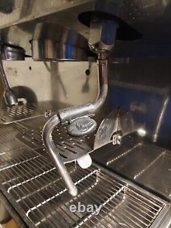 Machine à café expresso San Remo Amalfi Deluxe 2 Group en noir et acier inoxydable
