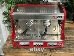 Machine à café expresso Wega Vela 2 Group Rouge sur mesure pour bar café commercial