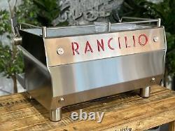 Machine à café expresso commerciale Rancilio S21 2 Group toute neuve en acier inoxydable pour café-restaurant.