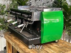 Machine à café expresso commerciale Sab Elegance 3 groupe vert et noir pour café latte