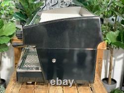 Machine à café expresso commerciale Wega Atlas Evd 2 Group, couleur métallique noire