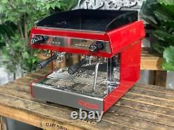 Machine à café expresso commerciale compacte Astoria Tanya 2 Group, couleur rouge, pour café