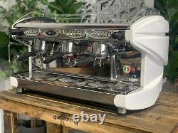 Machine à café expresso commerciale personnalisée Bfc Lira 3 Group Blanc en gros pour café café