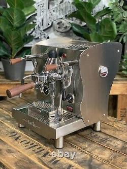 Machine à café expresso de groupe Orchestrale Nota 1 toute neuve en acier inoxydable et bois