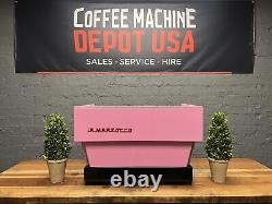 Machine à espresso commerciale La Marzocco Linea AV 2 Group personnalisée en rose