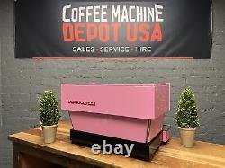 Machine à espresso commerciale La Marzocco Linea AV 2 Group personnalisée en rose
