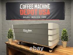 Machine à espresso commerciale Victoria Arduino White Eagle Digit 3 groupes