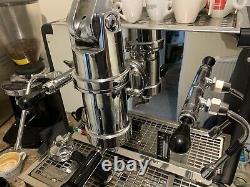 Nuova Era Lever Espresso Machine, Lever Machine À Café, Un Groupe De Machine À Café