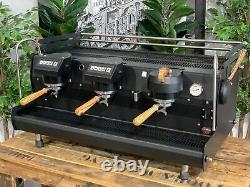Synesso Sabre Hybrid 3 Groupe Matte Noir / Skateboard Espresso Machine À Café