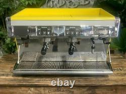 Unic DI Stella 2 Groupe Jaune Espresso Machine À Café Sur Mesure