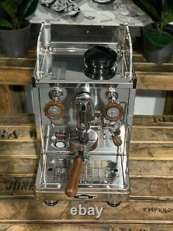 Wega Mininova Group Classic 1 Marque Accents Bois Machine À Café Espresso